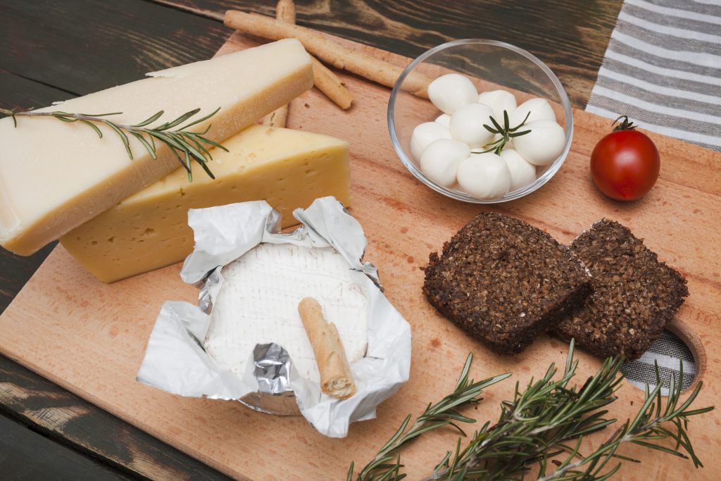 composition-different-types-cheese